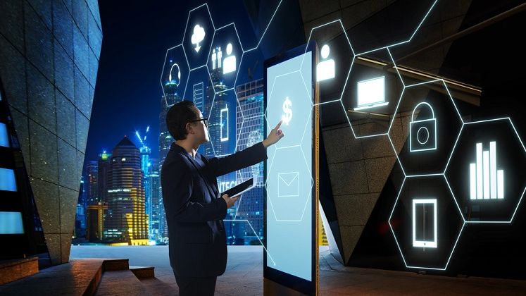 Bancile si companiile FinTech, aliati sau dusmani? Ce mesaj au transmis PayPal si Mastercard la Forumul Economic Mondial