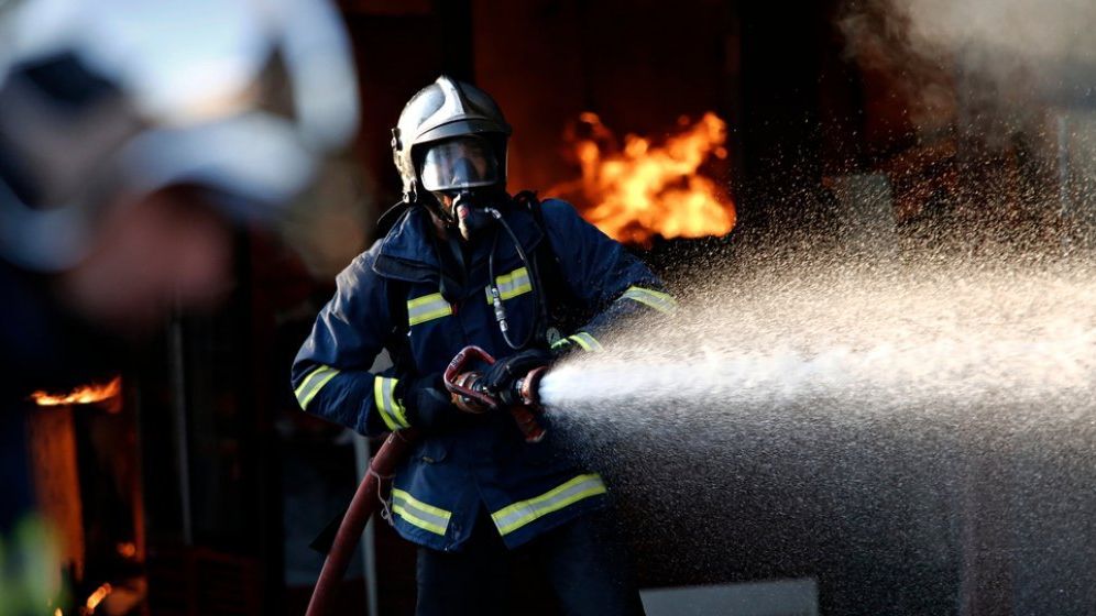 Atenţionare de călătorie pentru Grecia din cauza incendiilor de vegetaţie