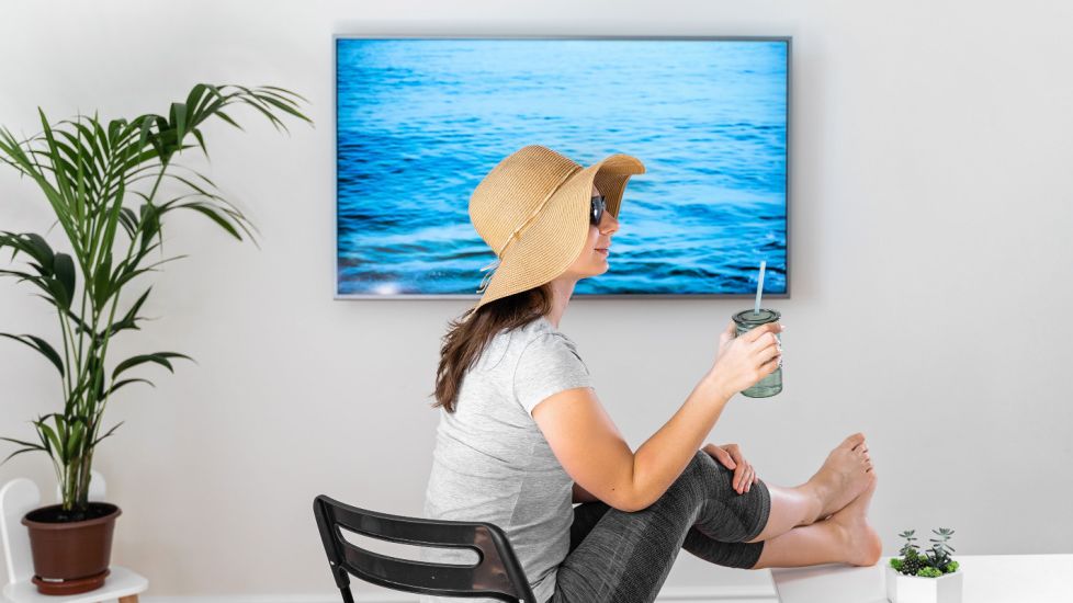 CEC Bank: Trei din patru români își vor petrece acasă vacanța de iarnă anul acesta, iar bugetul alocat pentru acest lucru este infim