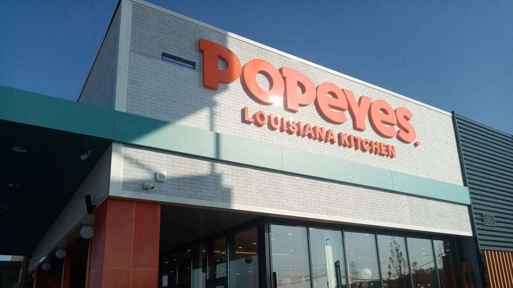 Popeyes se extinde din nou în afara Capitalei. În ce oraș mai deschide un nou restaurant