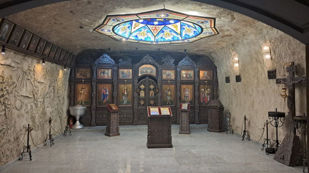 FOTO | În Moldova, vinurile nu se măsoară în litri, ci în kilometri. Coborâre în orașul subt - Imagine 6