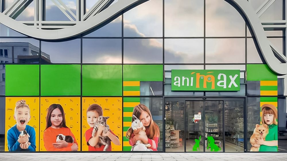 Animax pariază pe două noi magazine în București și în Alba Iulia, cu o investiție de 270.000 de euro