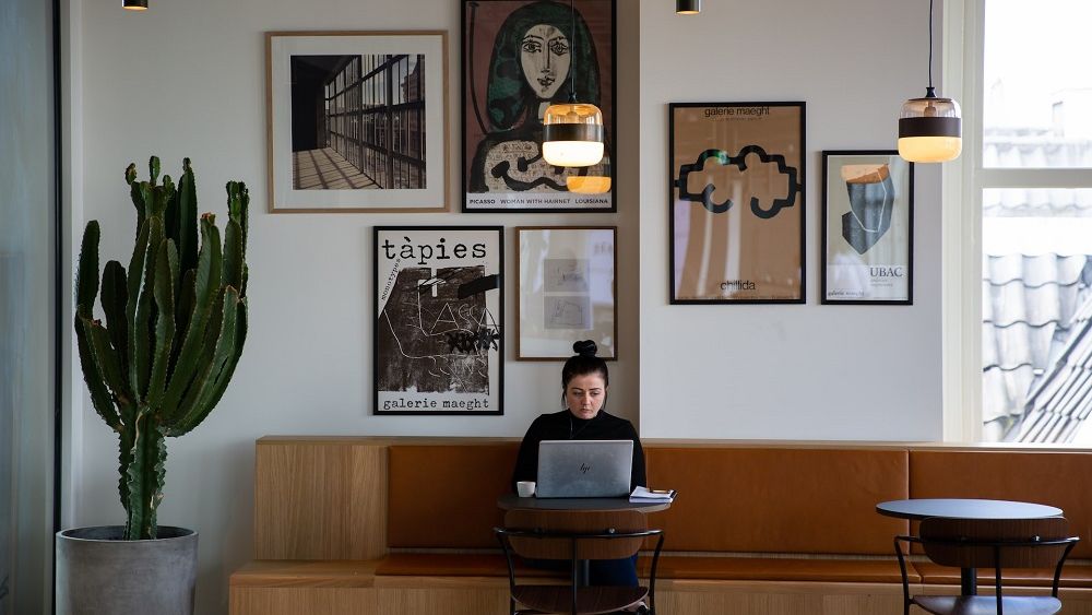 HR Talks: Cum arată piața de freelancing din România. Ce impact vor avea modificările fiscale pentru cei cu PFA