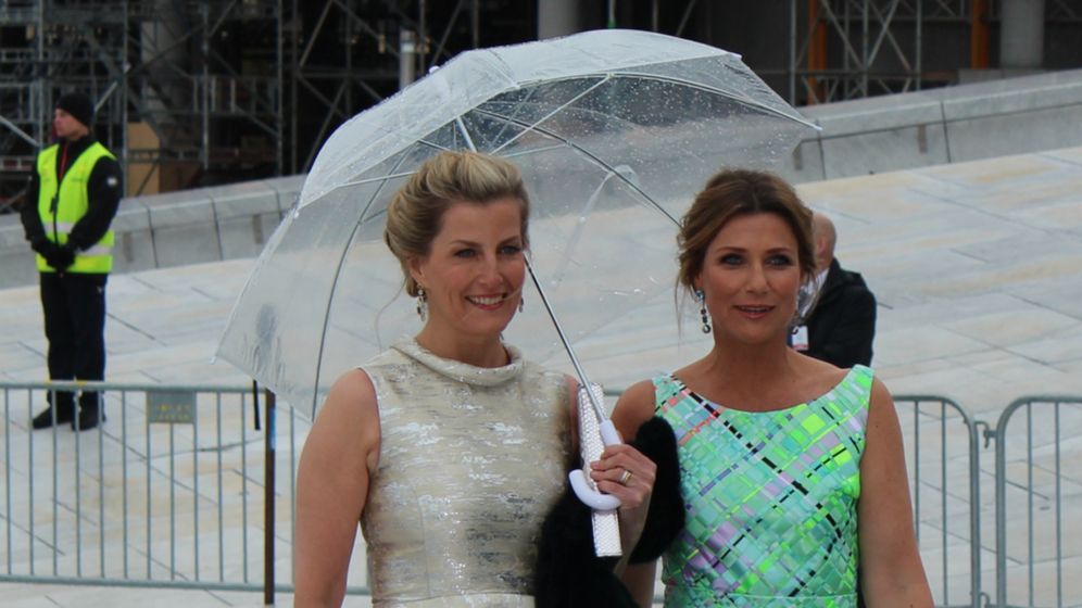 Scandal în Norvegia. Prințesa Märtha s-a logodit cu un șaman care pretinde că e reptilian