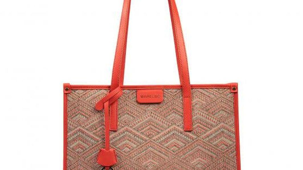 Plajă cu stil! Cum să îți completezi ținuta de vară cu gențile de plajă Marelbo