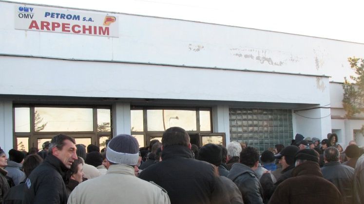 Cand va fi gata depozitul de carburanti pe care Petrom il va construi la Arpechim