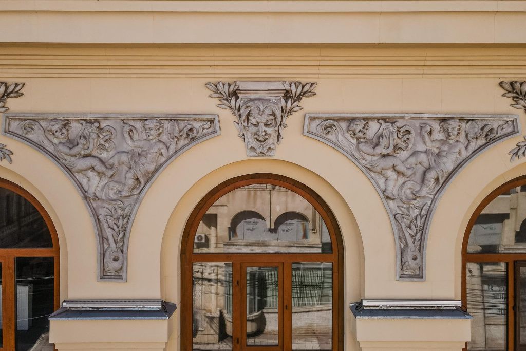 GALERIE FOTO | Se vinde unul dintre cele mai elegante teatre din România - Imagine 10