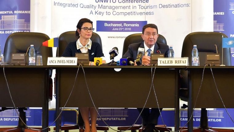Taleb Rifai, secretar general OMT, catre romani: Promovati ceva ce-i doar al vostru. Mai multe tari au peisaje si munti frumosi, doar Romania are Transilvania
