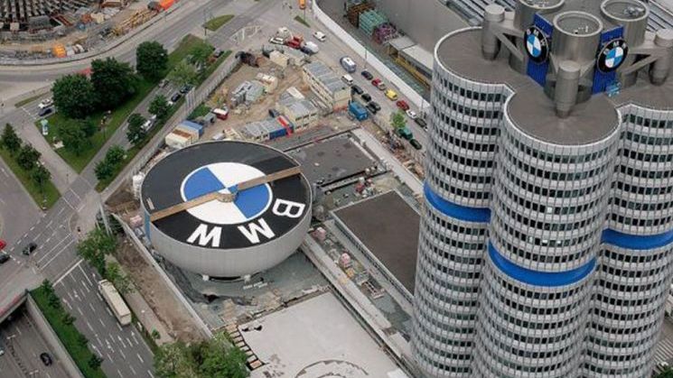 Sediul BMW din Munchen sau Turnul celor Patru Cilindri! Cum a luat nastere?