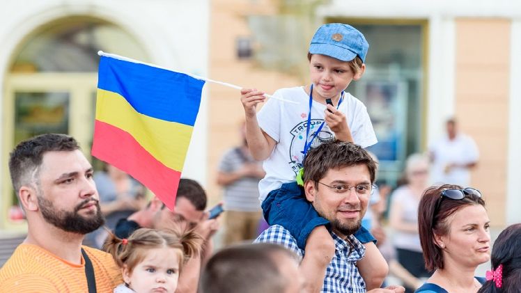 Romanii din strainatate au trimis acasa peste 100 de milioane de euro prin TransferGo in 2018, dublu fata de anul anterior