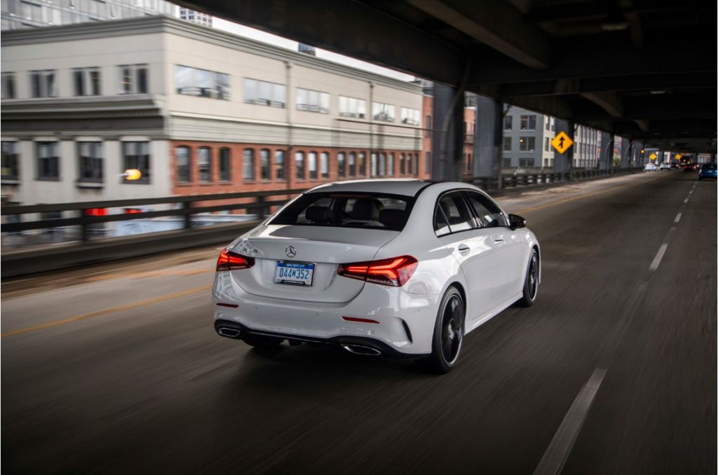 Mercedes-Benz Clasa A sedan - Imagine 2
