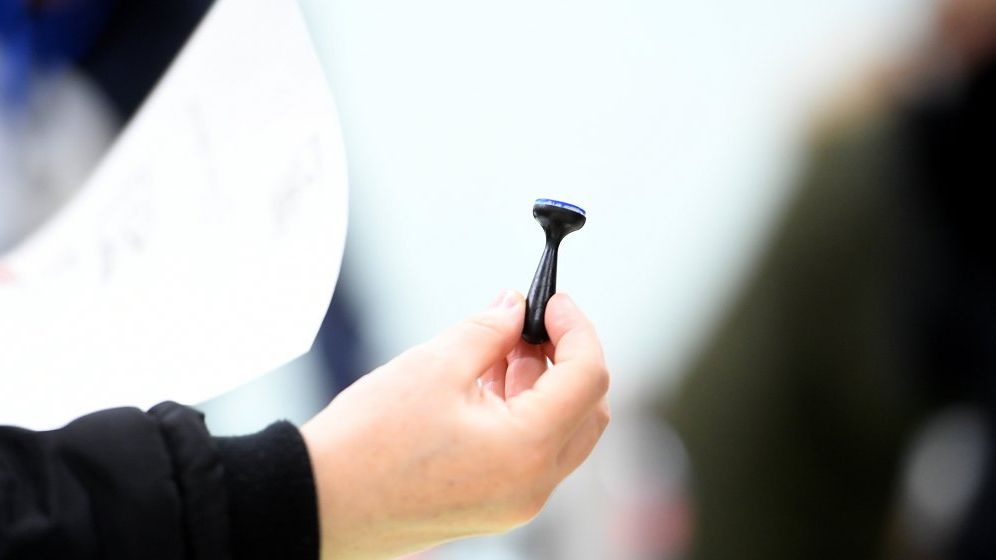 BEC: Prezența la vot în România, până la ora 10:00: În Capitală peste 6% dintre cetățeni au votat deja și la alegerile locale și la cele europarlamentare