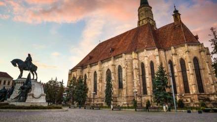 Clujenii săraci primesc bani de la primărie: Care este suma anuală?