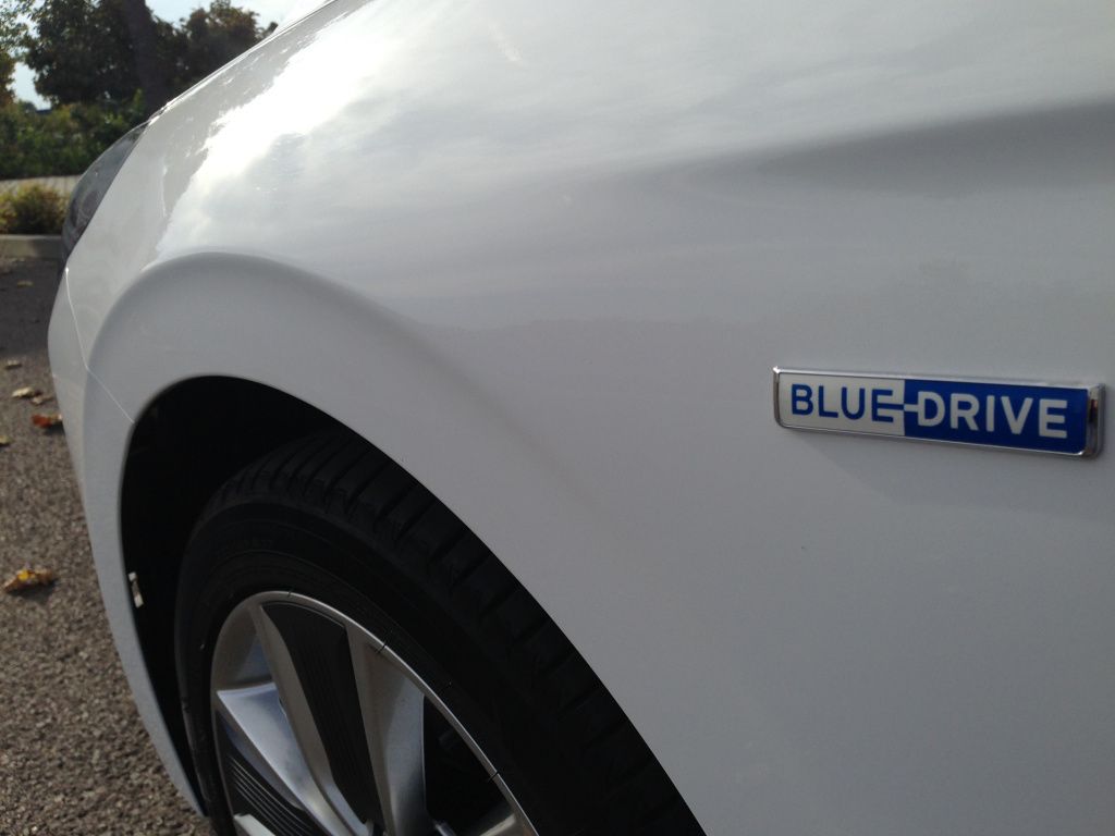 Hyundai Ioniq - Imagine 8