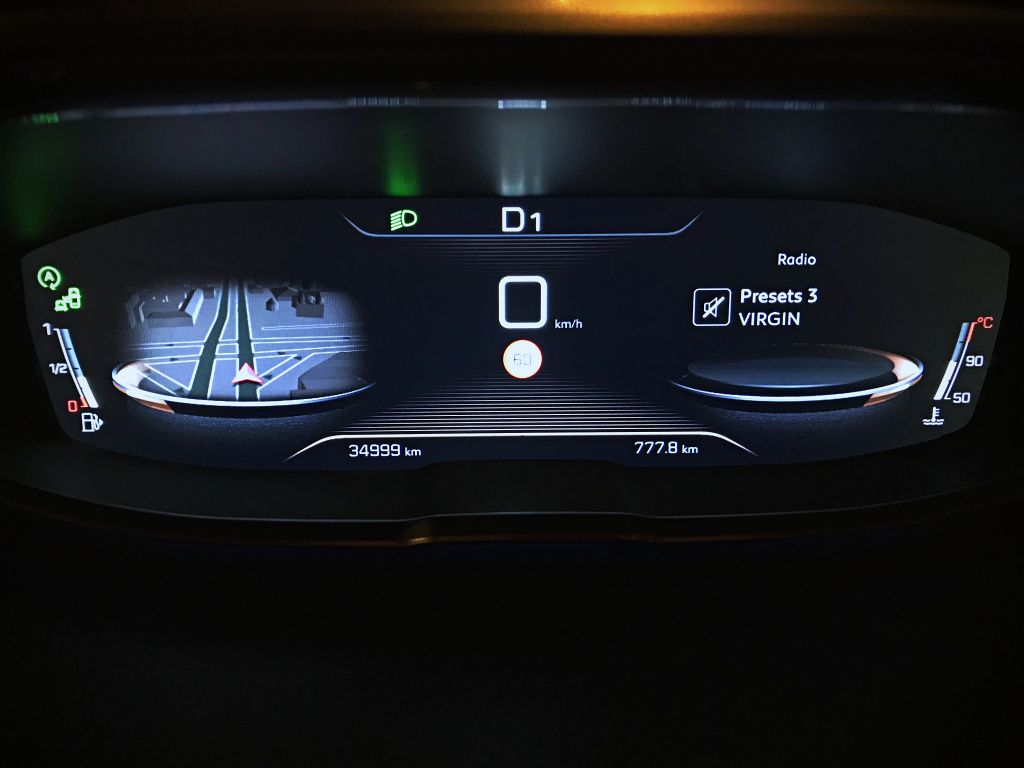 Peugeot 5008 - Imagine 36