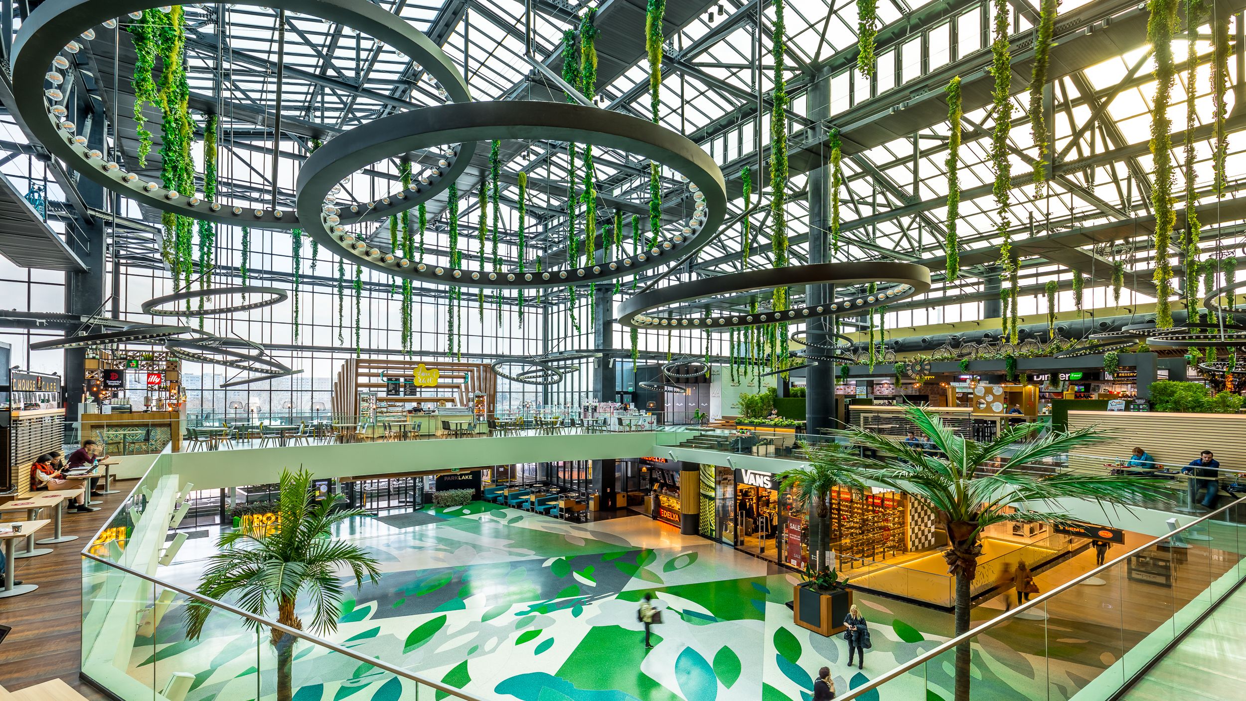 Laurențiu Jiga, Brand Management: Și în 2023 mall-urile vor fi pline, cumva ne-a intrat asta în sânge