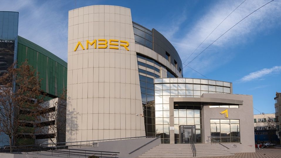 Amber vrea să angajeze 100 de persoane la Botoșani: Salariile, identice cu cele din București