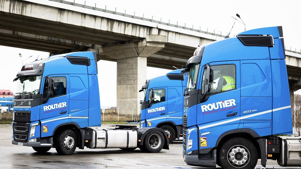Compania românească Routier European Transport și-a dublat cifra de afaceri în ultimii doi ani, acum oferind transport electric door-to door 100%, ei asigură o conexiune cheie în transportul internațional în Europa