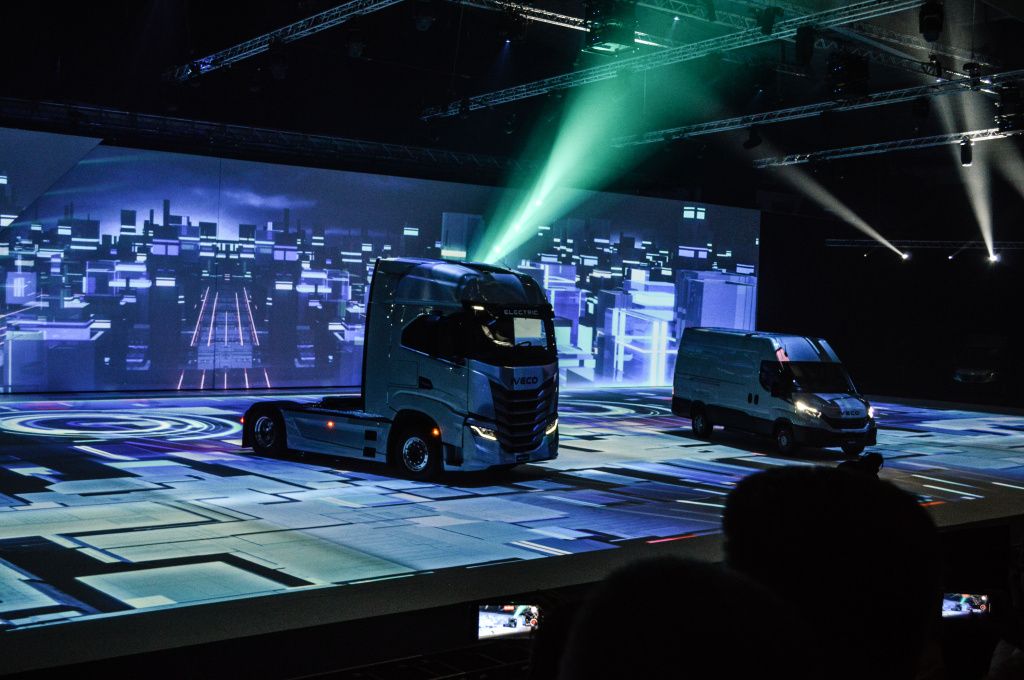 GALERIE FOTO | Iveco prezintă camionul 100% electric S-eWay - Imagine 2