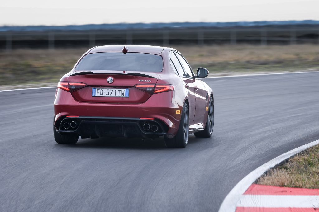 Alfa Romeo Giulia - Imagine 3