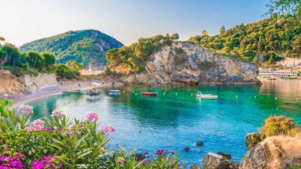 Preturile mici si vremea buna umplu charterele catre Grecia, Turcia, Egipt si in septembrie