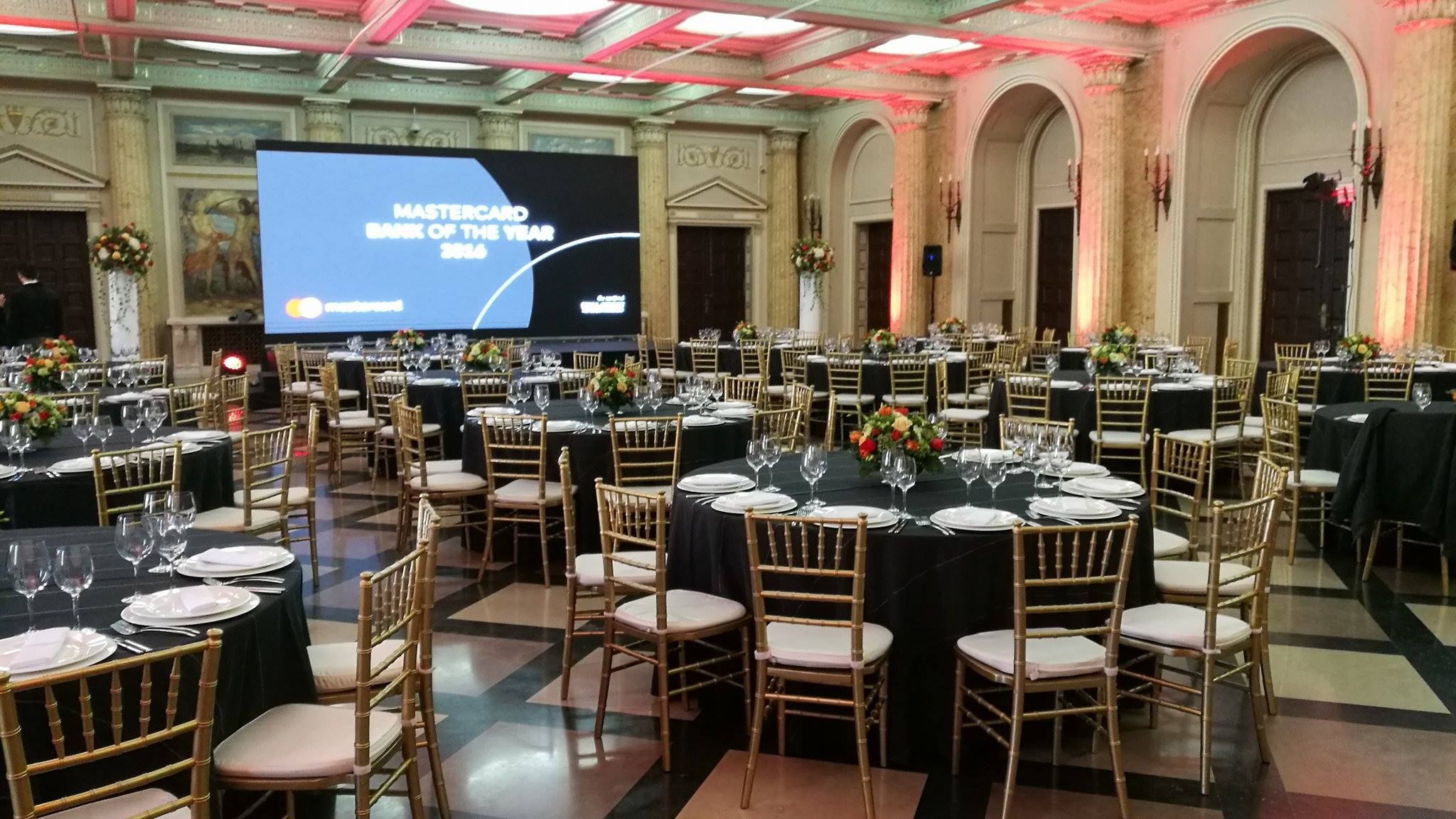 Bank of the Year 2016: BCR si ING Bank, marii castigatori ai serii. Bancherul Anului a mers catre o alta banca din top 5