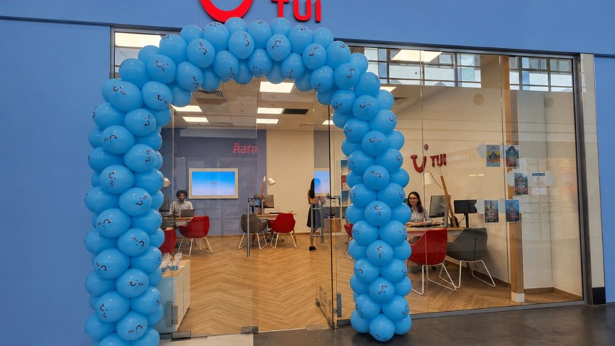 TUI deschide prima agenție fizică din România și vine cu oferte last minute pentru turiștii români