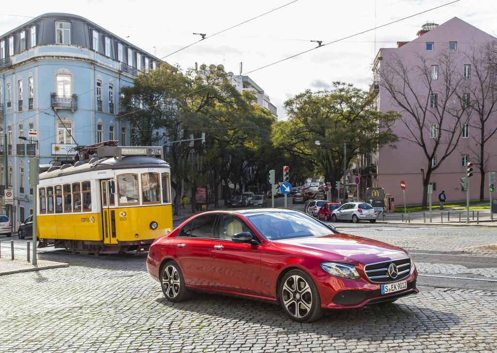 Mercedes-Benz Clasa E - Imagine 20