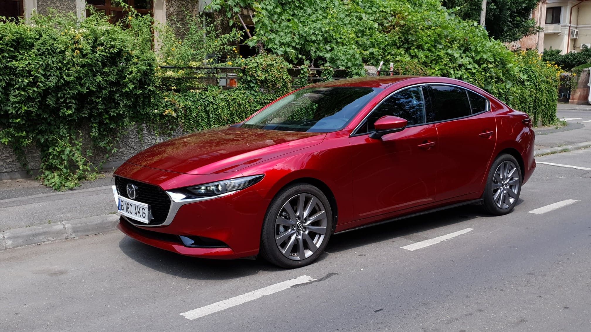 Test drive cu noua generație Mazda3 sedan 2.0 Skyactiv-G 150 CP