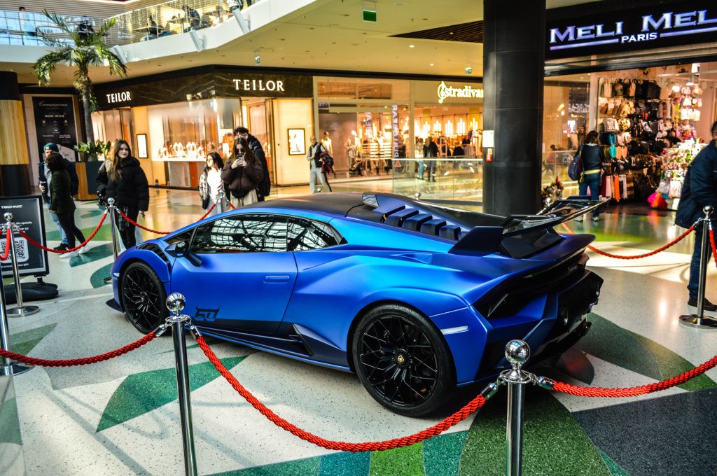 GALERIE FOTO | Replică de Lamborghini făcută din 400.000 de piese Lego - Imagine 1