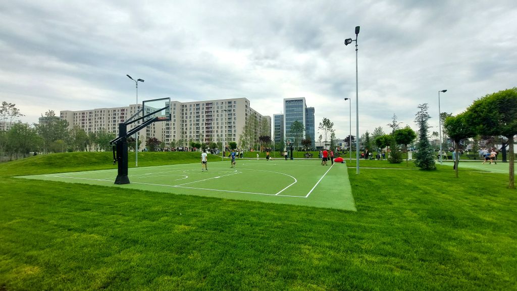 GALERIE FOTO | Cum arată cel mai nou parc din București, inaugurat chiar de Ziua Copilului - Imagine 1