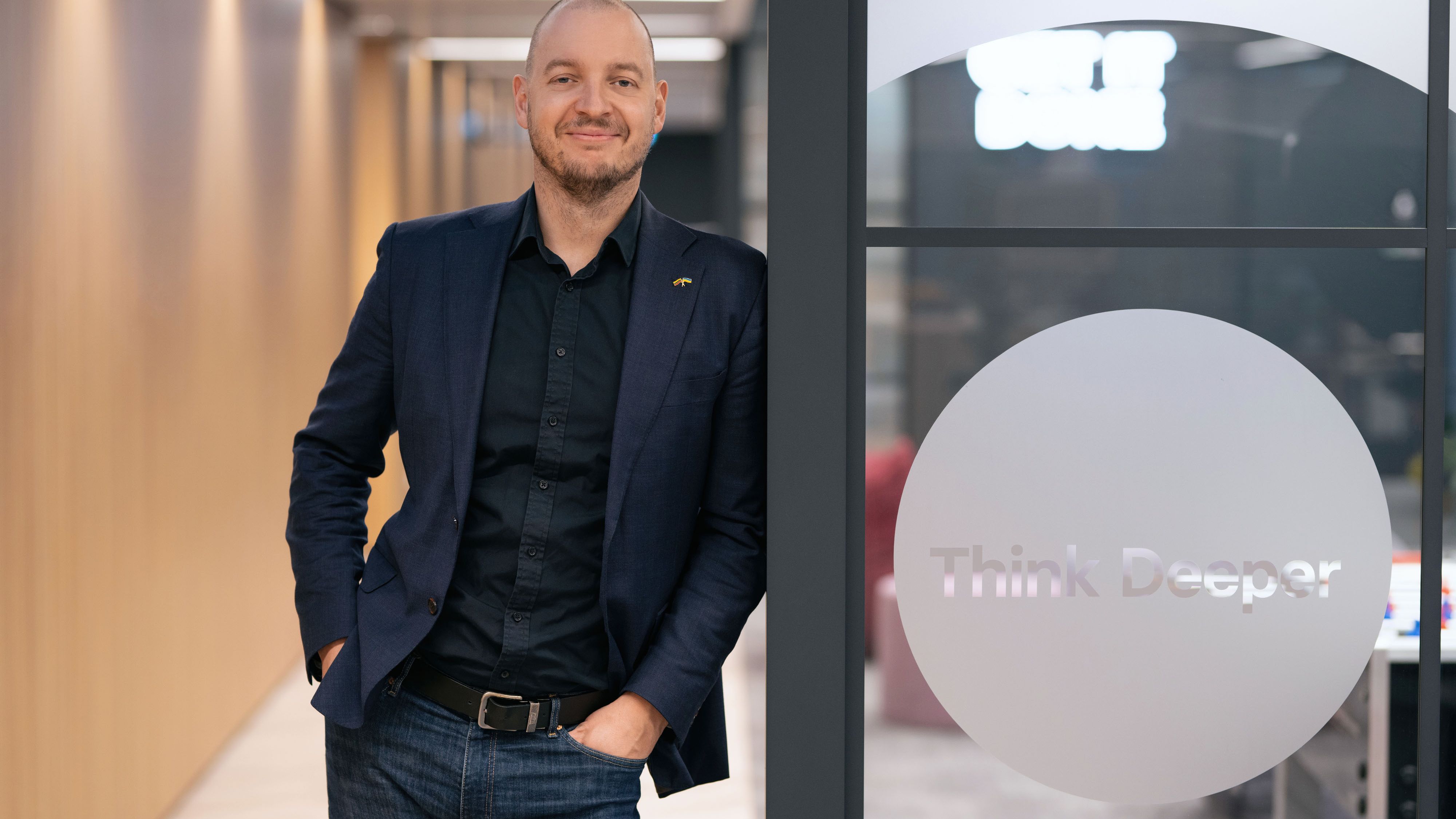 Șef Revolut: AI-ul va deveni „bancherul” nostru personal. Următorul pas: să aibă acces la finanțele noastre