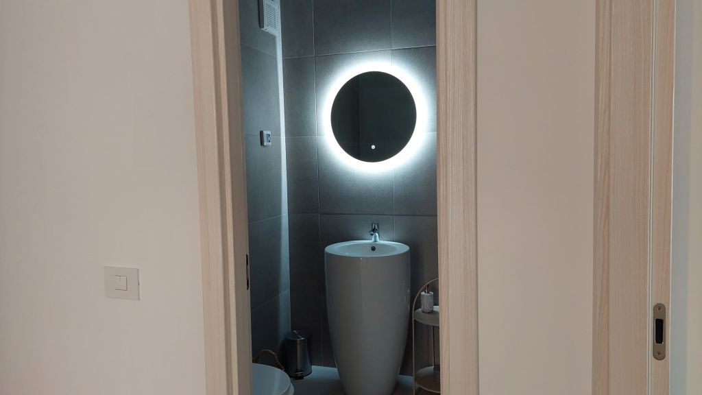 Ce găsești într-un apartament de 3 camere, de circa 190.000 euro, din nordul Capitalei - Imagine 15