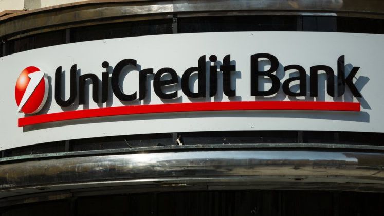 In lupta pentru 1 milion de clienti, o banca din Romania ofera schimbul valutar la cursul BNR, timp de o ora pe zi