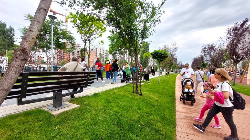 GALERIE FOTO | Cum arată cel mai nou parc din București, inaugurat chiar de Ziua Copilului - Imagine 19