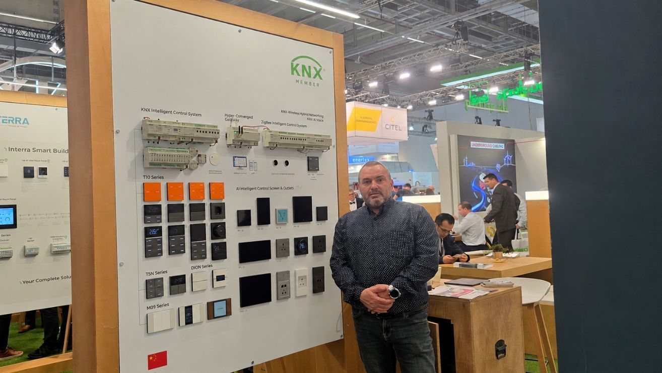 Interviu cu Emil Eremia, fondator KNX Smart Home: Ce înseamnă, de fapt, o casă inteligentă?