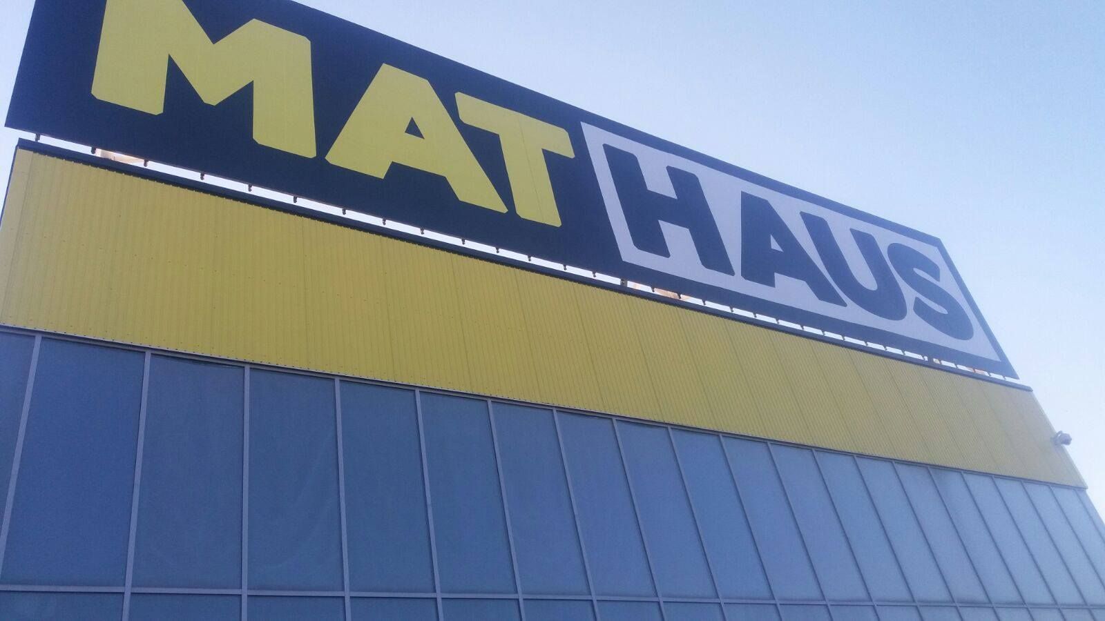 Familia Rapotan pariaza 10 mil. euro pe un nou concept de magazin. Ce este MatHaus: un nou concurent pentru Dedeman?