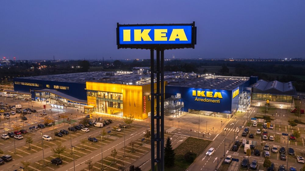 Cea mai mare franciză din grupul Ikea taie 800 de locuri de muncă