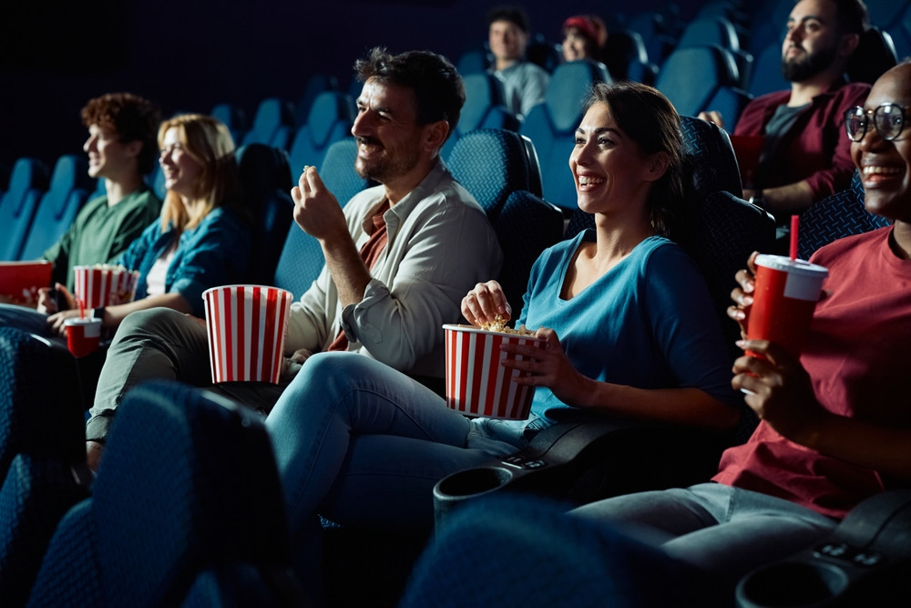 Bilete mai scumpe, săli mai pline: Românii au scos din buzunare peste 63 de milioane de euro pentru filme