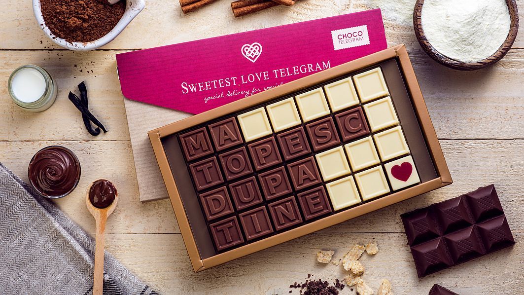 Povestea business-ului care îi ajută pe români să-și trimită mesaje dulci