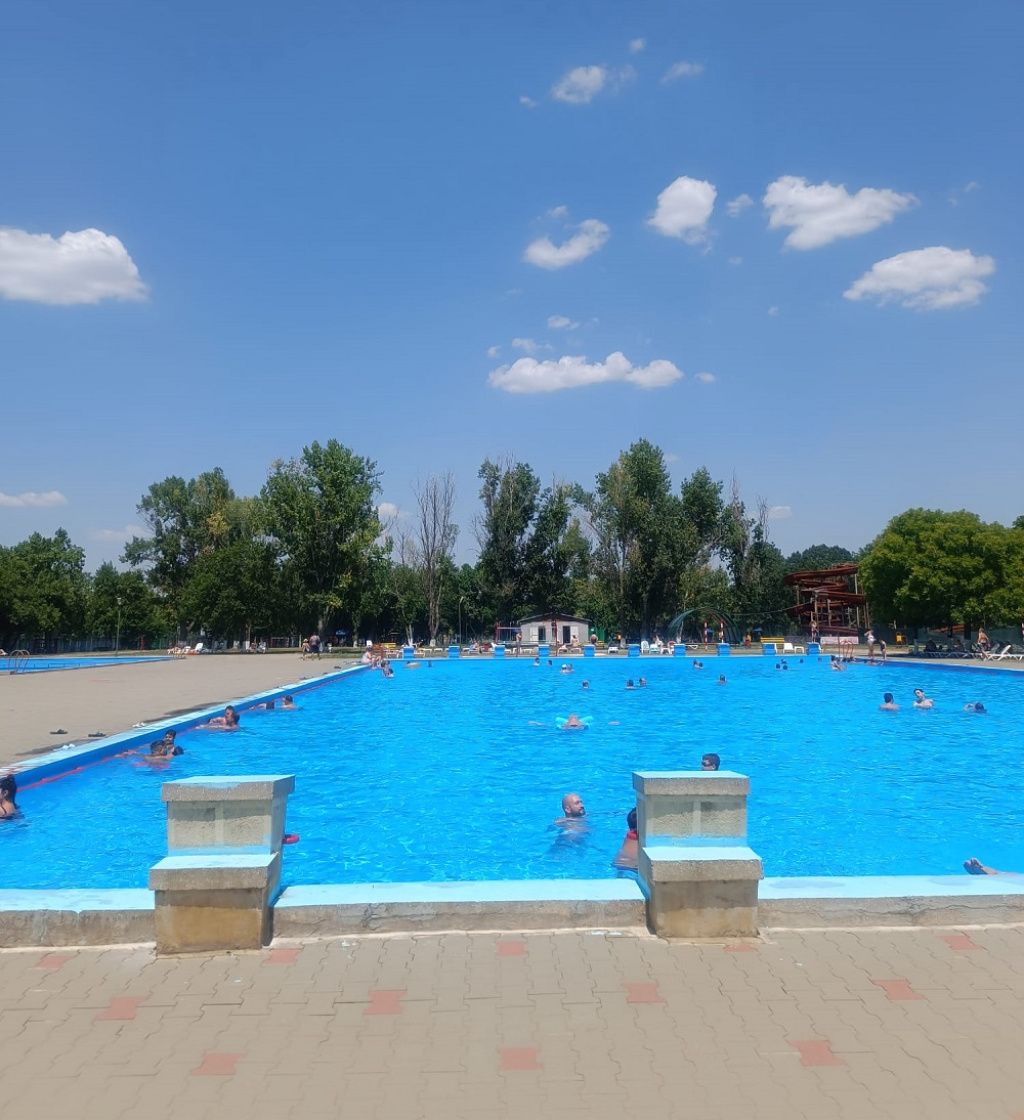 GALERIE FOTO | O zi la Ștrandul Văcărești, cu o bălăceală ca-n copilărie, dar cu prețuri " - Imagine 14