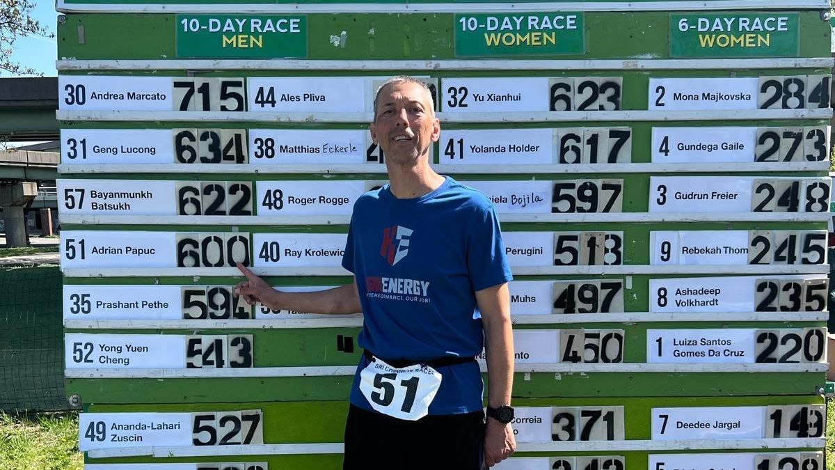 Primul român care înfruntă „Everestul ultramaratoanelor”: Adrian Papuc aleargă 5.000 km într-o cursă în care au reușit să se califice doar 11 oameni la nivel global