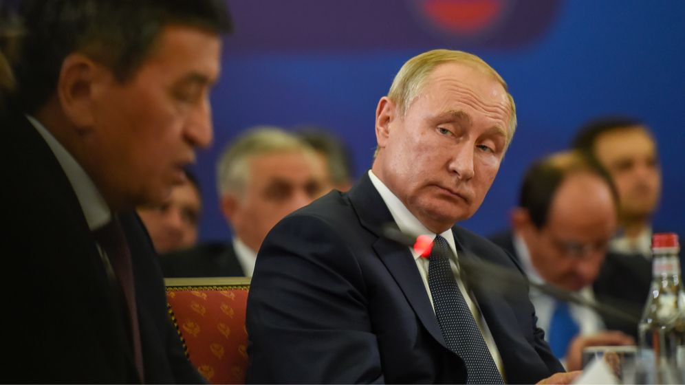 Vladimir Putin: Le vom sparge dinții celor care încearcă să înhațe ceva de la Rusia