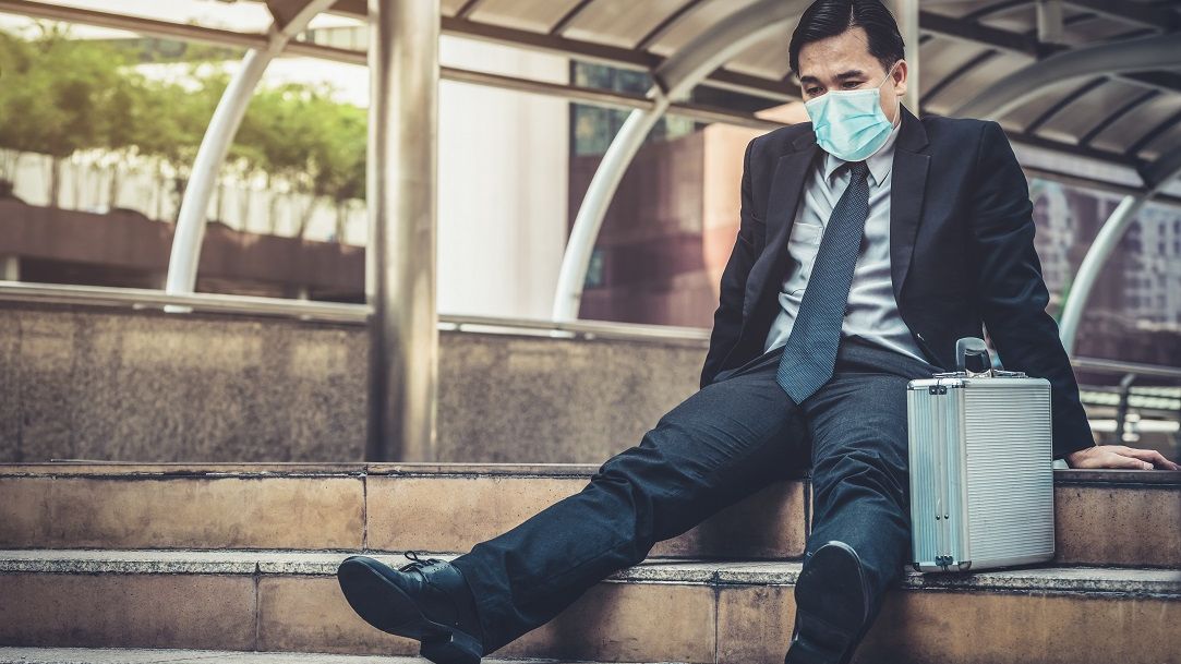 Poți fi concediat dacă nu te vaccinezi împotriva COVID-19? Ce spun avocații