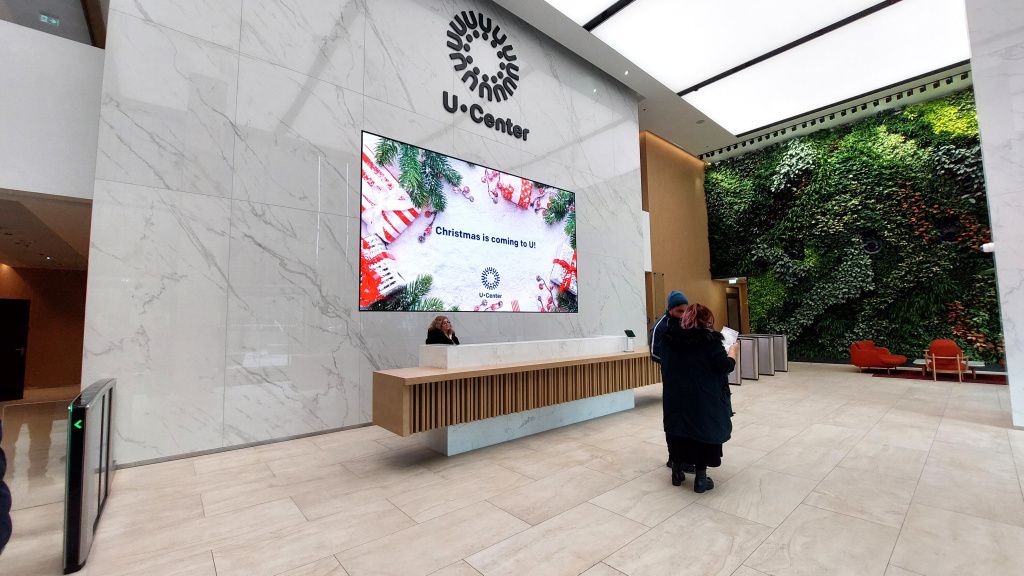 Cum arată cea mai mare clădire de birouri inaugurată în 2023 în Capitală - Imagine 48