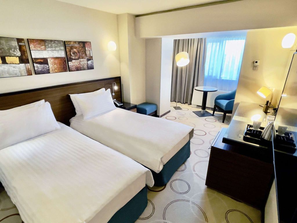 FOTO | Un nou lanț de hoteluri intră pe piața din România. A deschis primul hotel în centrul Bu - Imagine 18