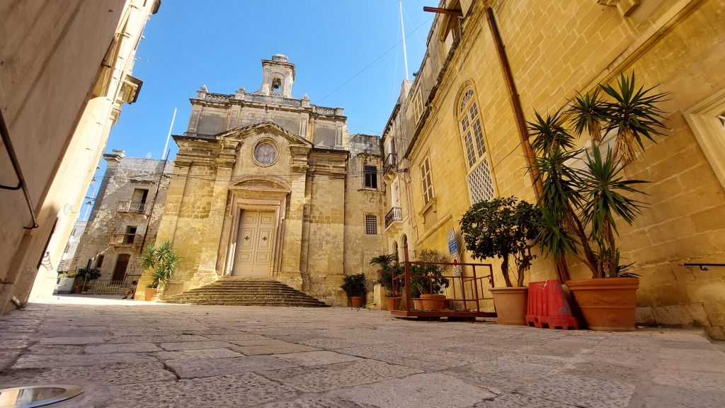 Malta, țara care poate transforma orice piatră într-un obiectiv turistic - Imagine 12