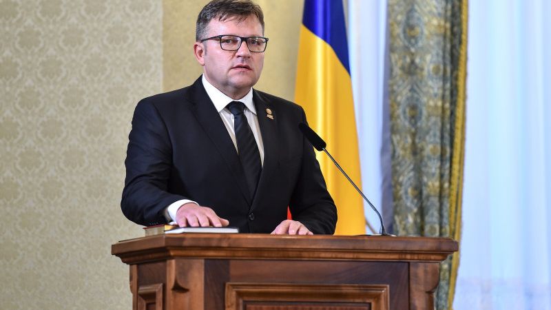 Noul ministru al Muncii: Cresterea salariului minim intra in vigoare de la 1 ianuarie. Sunt bani de pensii