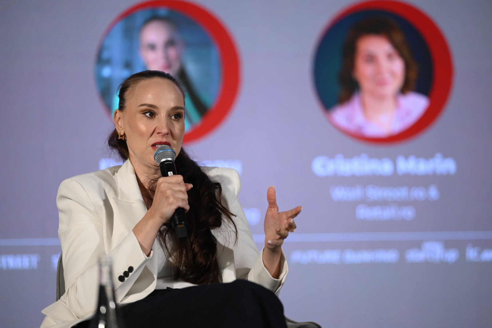 Female Essence 2026 | Delia Olteanu, ING: Femeile pot combina creativitatea cu disciplina financiară, dar trebuie să aibă mai mult curaj să crească
