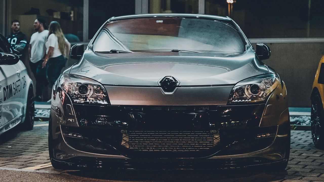 Renault va continua planurile de divizare a operaţiunilor chiar şi fără Nissan